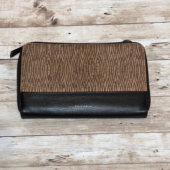 Pixie Mood Brown and Black cork large cell phone Wallet - Picture 1 of 8